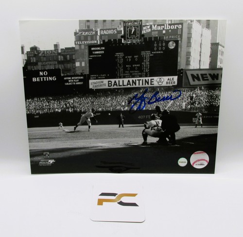 Yogi berra signed 8x10 photo - berra,